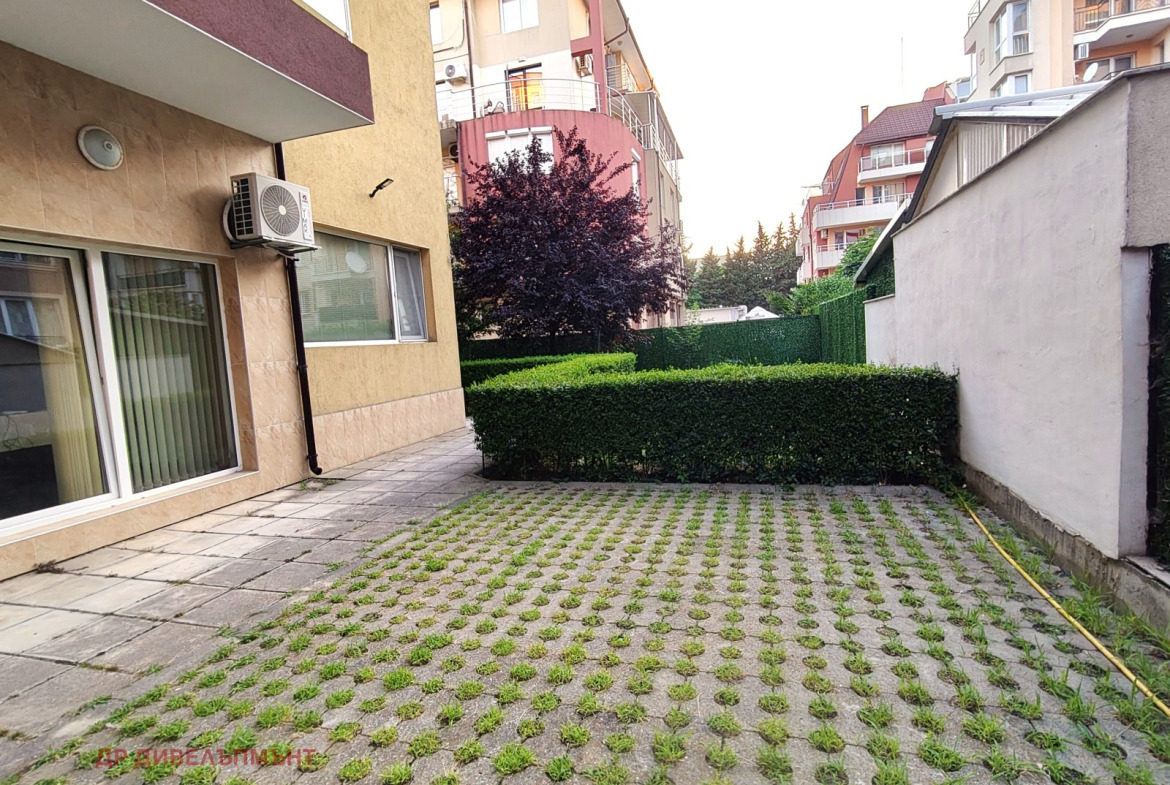 Apartment in Bulgaria 42, Pomorie - Image 15