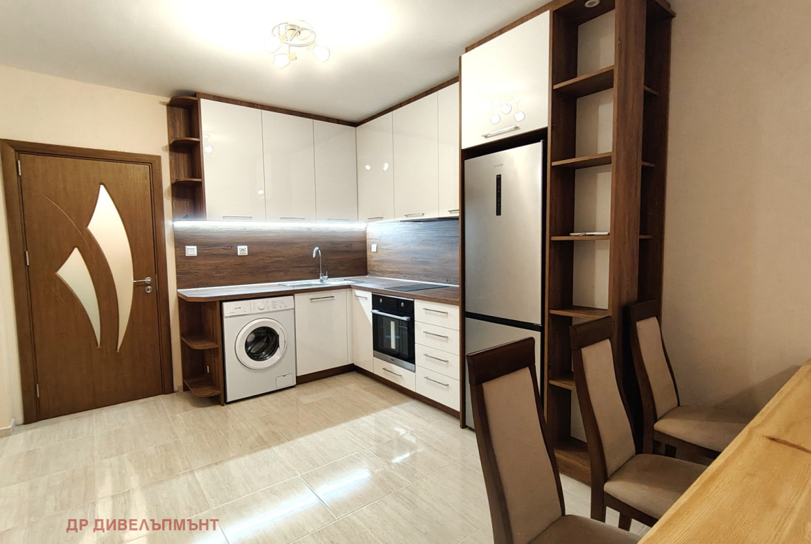 Apartment in Bulgaria 42, Pomorie - Image 3
