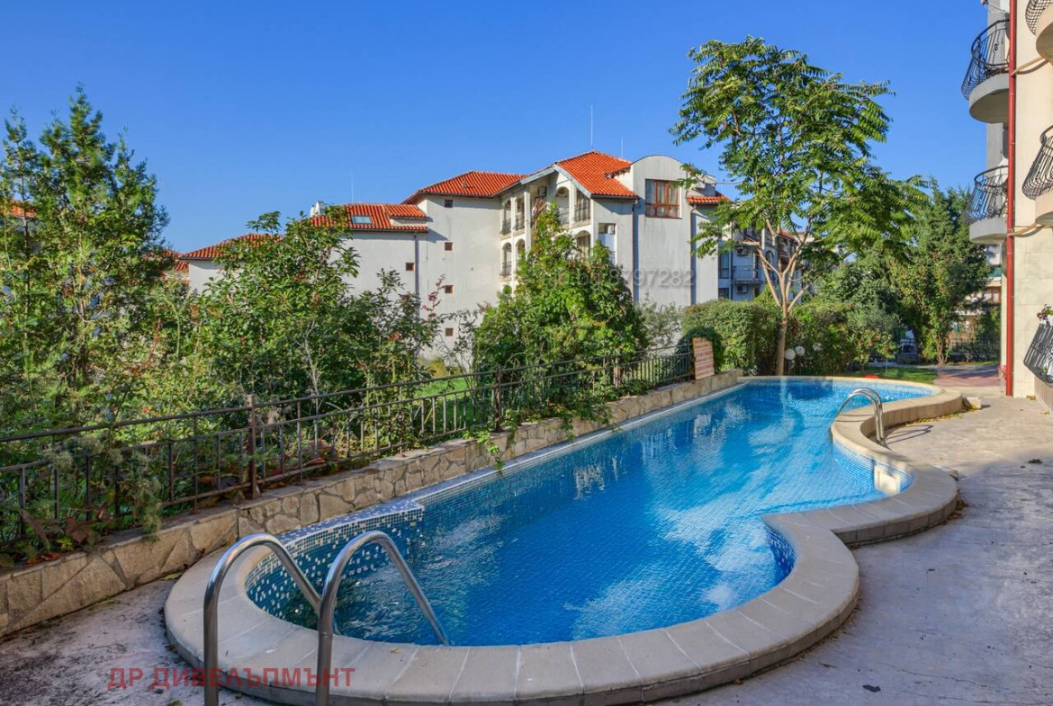 Apartment in Kompleks Yug, Sveti Vlas - Image 13