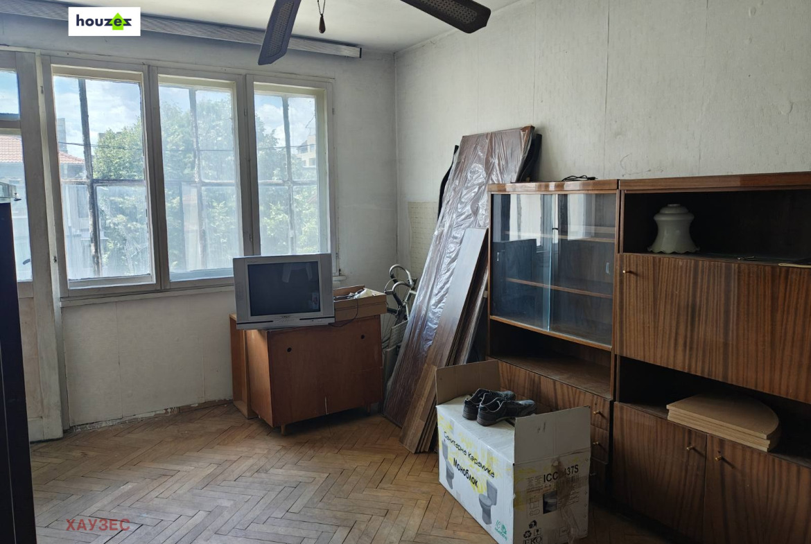 Apartment in Suhata Reka, Sofia - Image 10