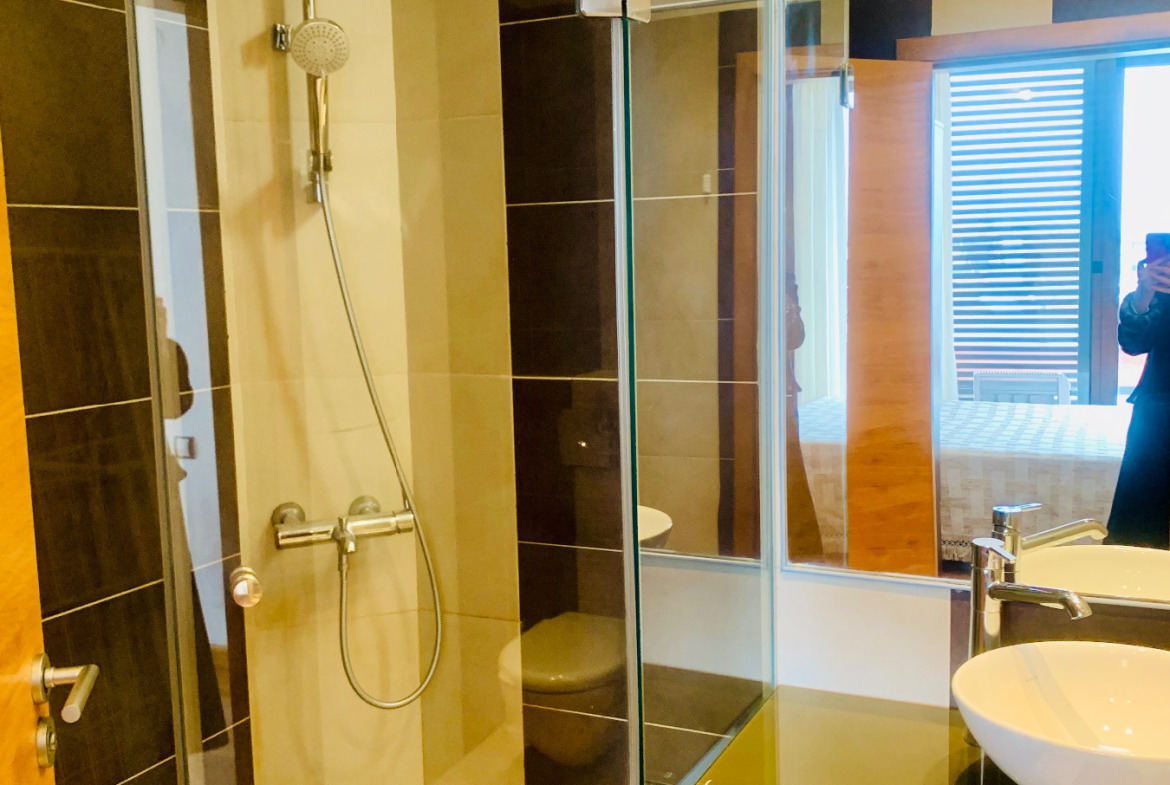 dvustaen-apartament-133-sqm-pod-naem-krastova-vada-panoramna-gledka-8 Second bathroom with clean design and modern fixtures