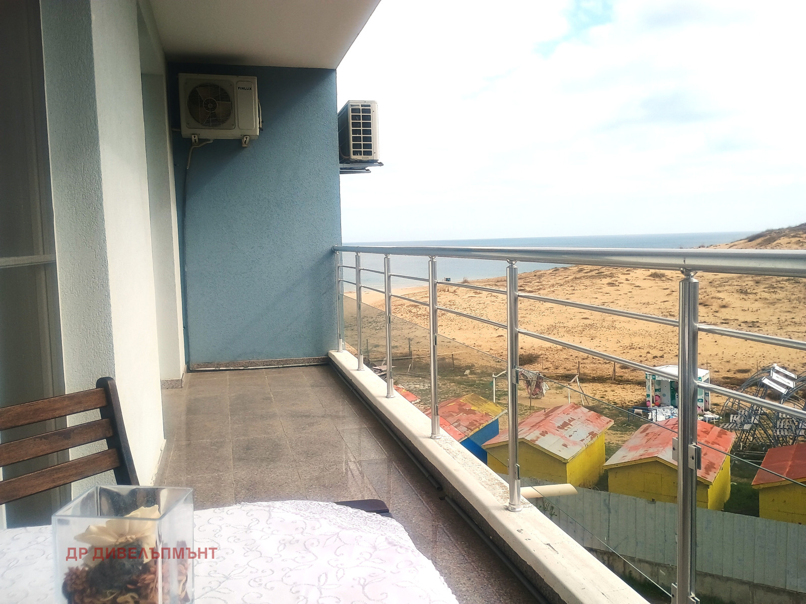 dvustaen-apartament-71-sqm-pod-naem-nesebar-kristal-biych-7 Kitchen bedroom with built-in cabinets white fridge