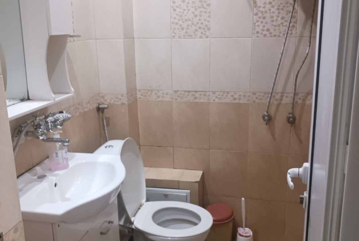 Two-Bedroom Apartment 100 sqm for Rent in Moderno Predgradie | With Fireplace