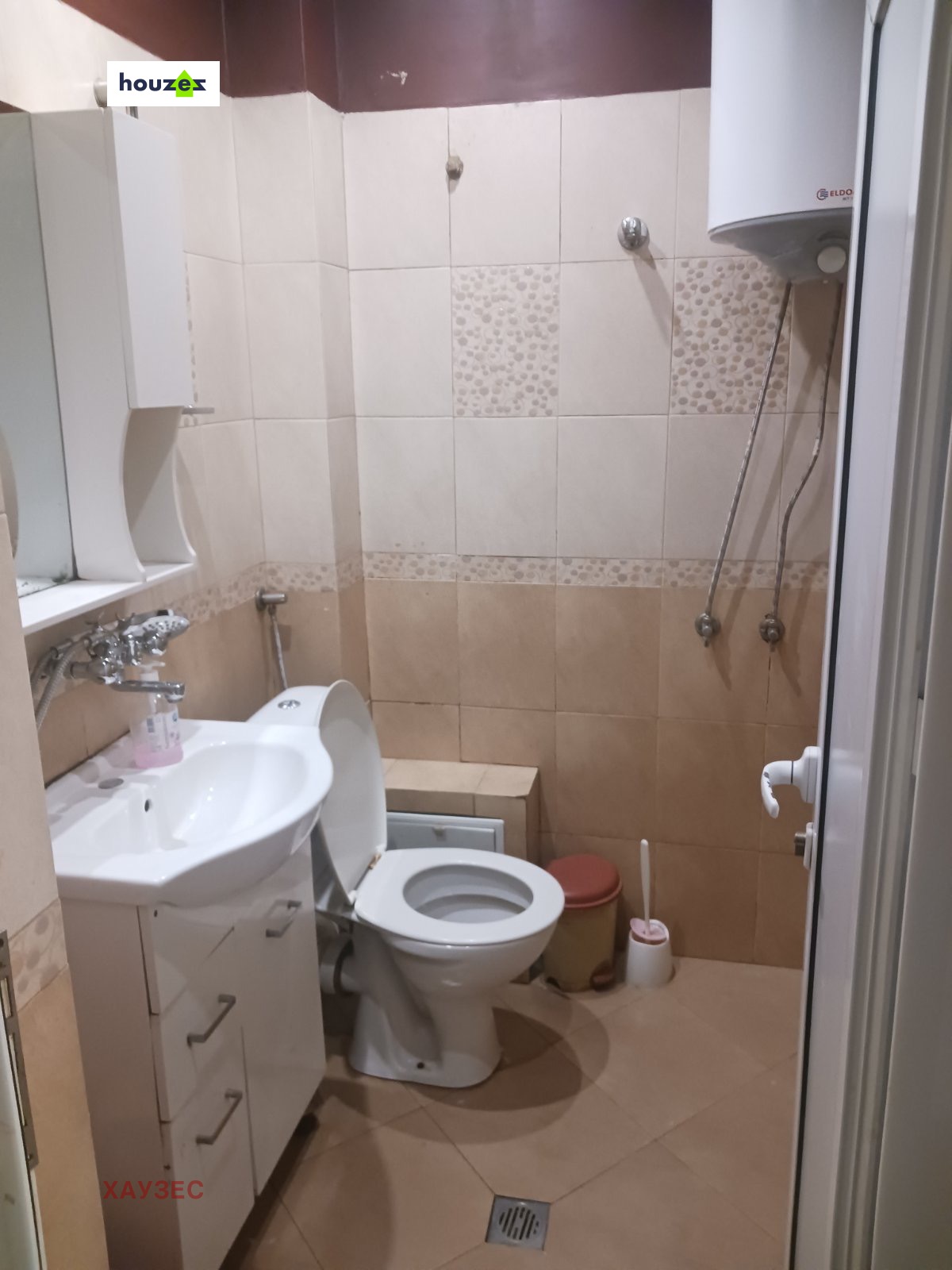 Two-Bedroom Apartment 100 sqm for Rent in Moderno Predgradie | With Fireplace
