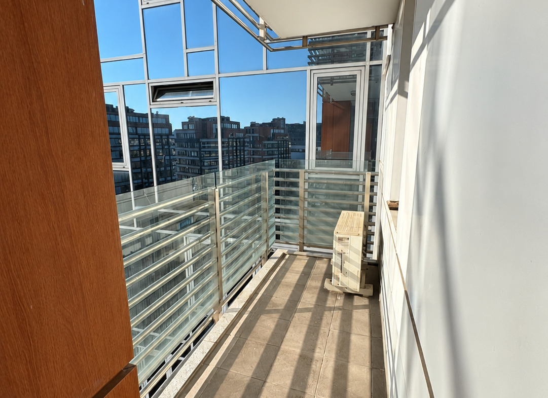 tristaen-apartament-108-kvm-pod-naem-manastirski-livadi-sofiya-napalno-obzaveden-9 Тристаен апартамент 108 кв.м под наем в Манастирски ливади | Напълно обзаведен
