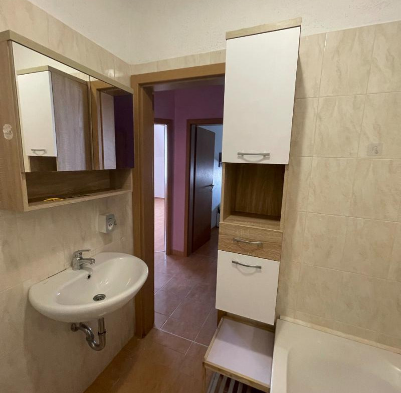 Тристаен апартамент 116 кв.м под наем в Манастирски ливади | 10-и етаж, гледка Витоша