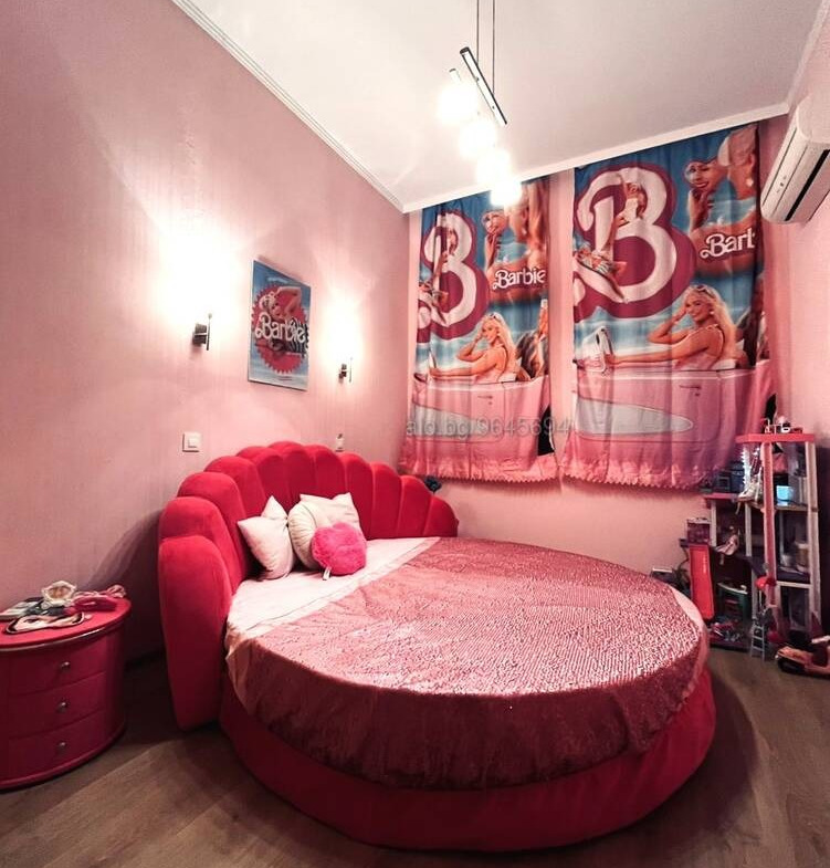 Тристаен апартамент 132 кв.м под наем във Вила Рома | Барби Пентхаус с морска панорама