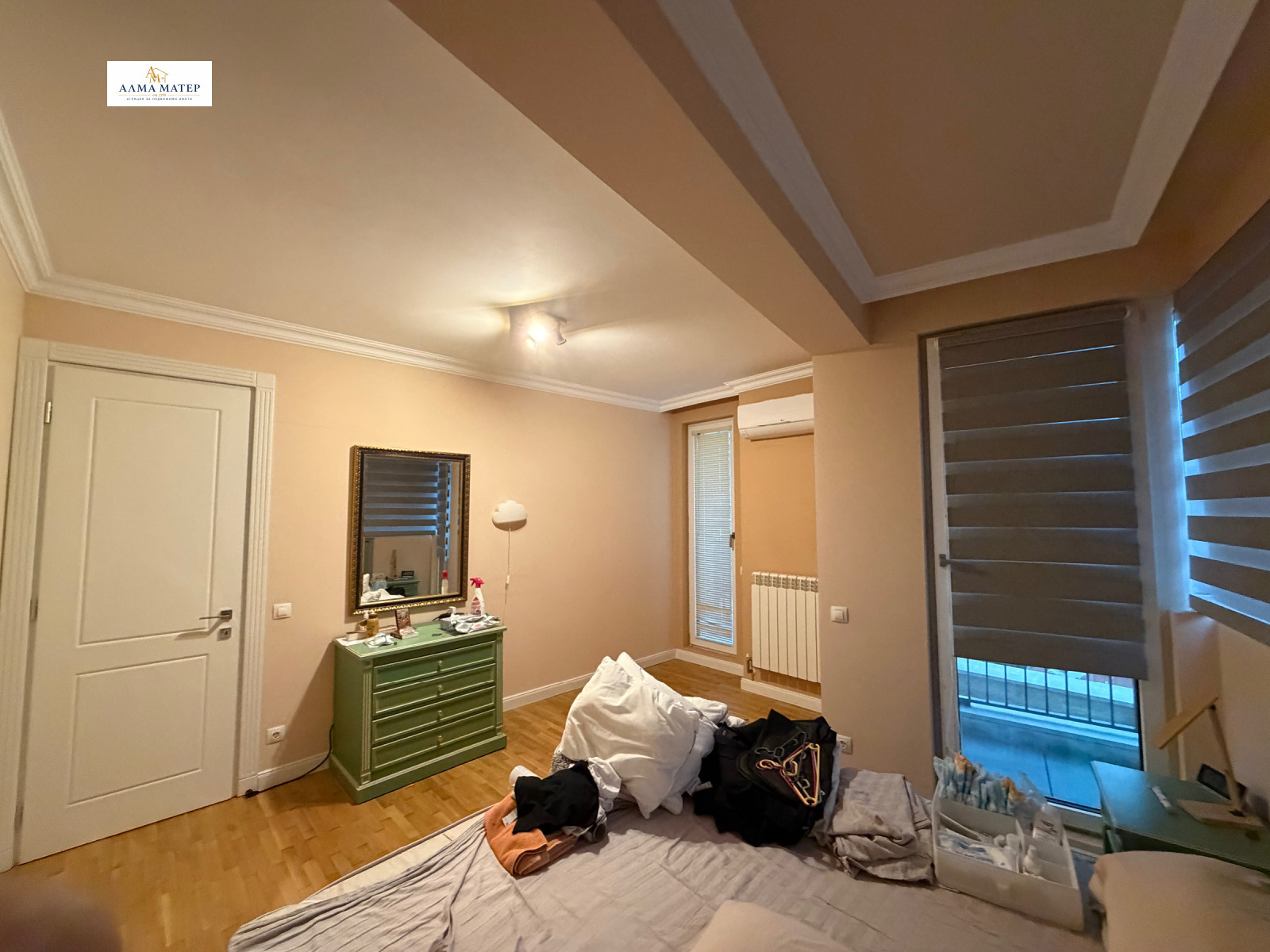 Тристаен апартамент 138 кв.м под Наем в Красно село | Панорамна гледка към Витоша